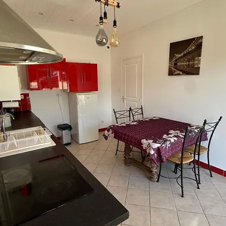別荘 Maison Chatuzange-le-Goubet