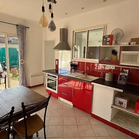 Maison *